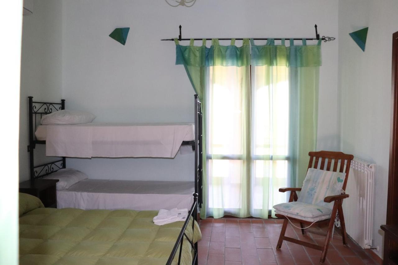 B&B Casale Roshlee 구알도카타네오 외부 사진