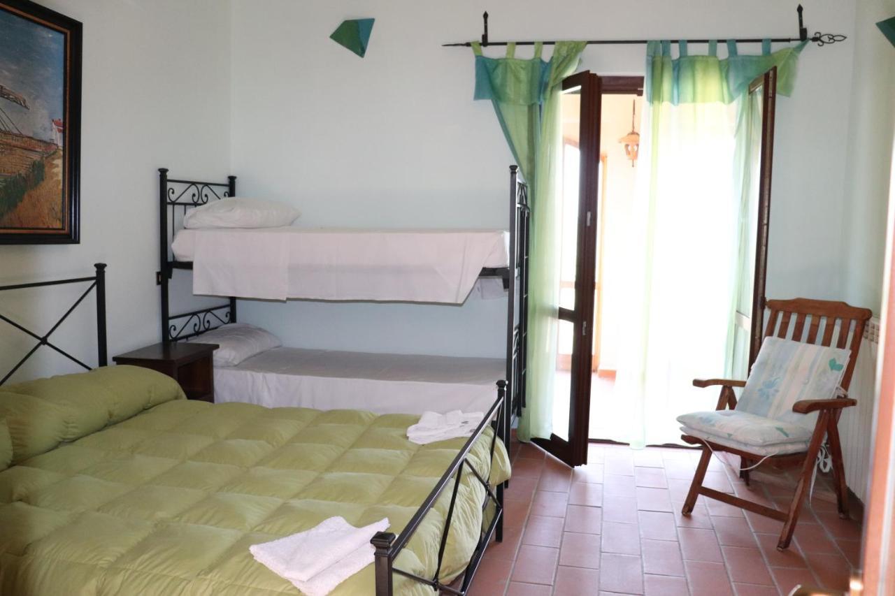 B&B Casale Roshlee 구알도카타네오 외부 사진
