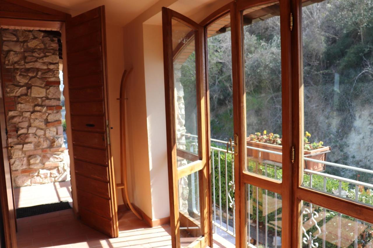 B&B Casale Roshlee 구알도카타네오 외부 사진
